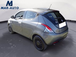 LANCIA Ypsilon 1.0 FireFly 5 porte S&S Hybrid Ecochic Silver