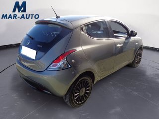 LANCIA Ypsilon 1.0 FireFly 5 porte S&S Hybrid Ecochic Silver