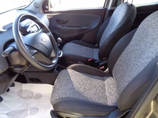 LANCIA Ypsilon 1.0 FireFly 5 porte S&S Hybrid Ecochic Silver