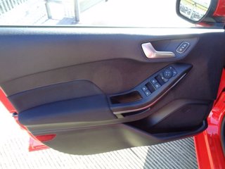 FORD Fiesta 1.1 75 CV GPL 5 porte Titanium