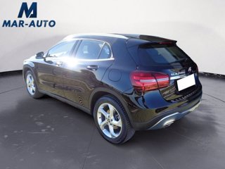 MERCEDES GLA 200 d Automatic Sport