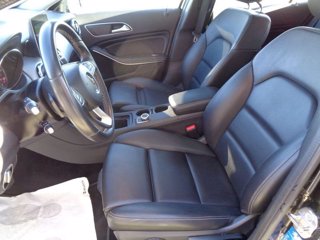 MERCEDES GLA 200 d Automatic Sport