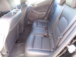 MERCEDES GLA 200 d Automatic Sport