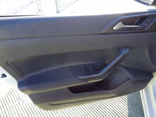 VOLKSWAGEN Polo 1.0 EVO