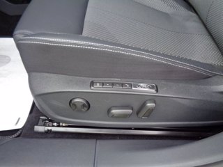 FORD Explorer-E Standard Range Style 170 CV