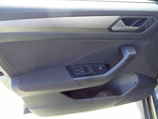 VOLKSWAGEN T-Roc 1.5 TSI ACT DSG Business BlueMotion Technology
