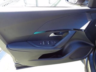 PEUGEOT 2008 PureTech 130 S&S EAT8 Allure Pack