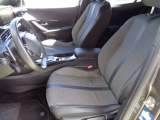 PEUGEOT 2008 PureTech 130 S&S EAT8 Allure Pack